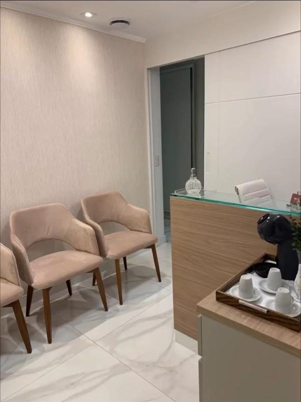Sala de espera com poltronas