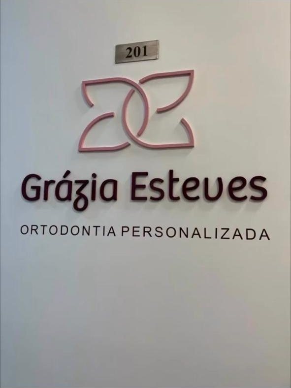 Identificação na entrada do consultório